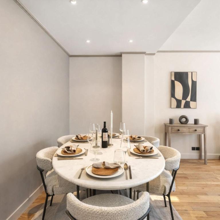 Eiffel Tower - family flat with elevator access - Apartamento - 23
