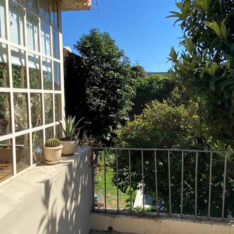 Hermosa casa con jardin y pileta - Two-Bedroom House - 22