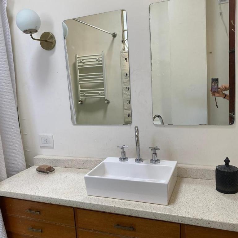 Hermosa casa con jardin y pileta - Two-Bedroom House - 19