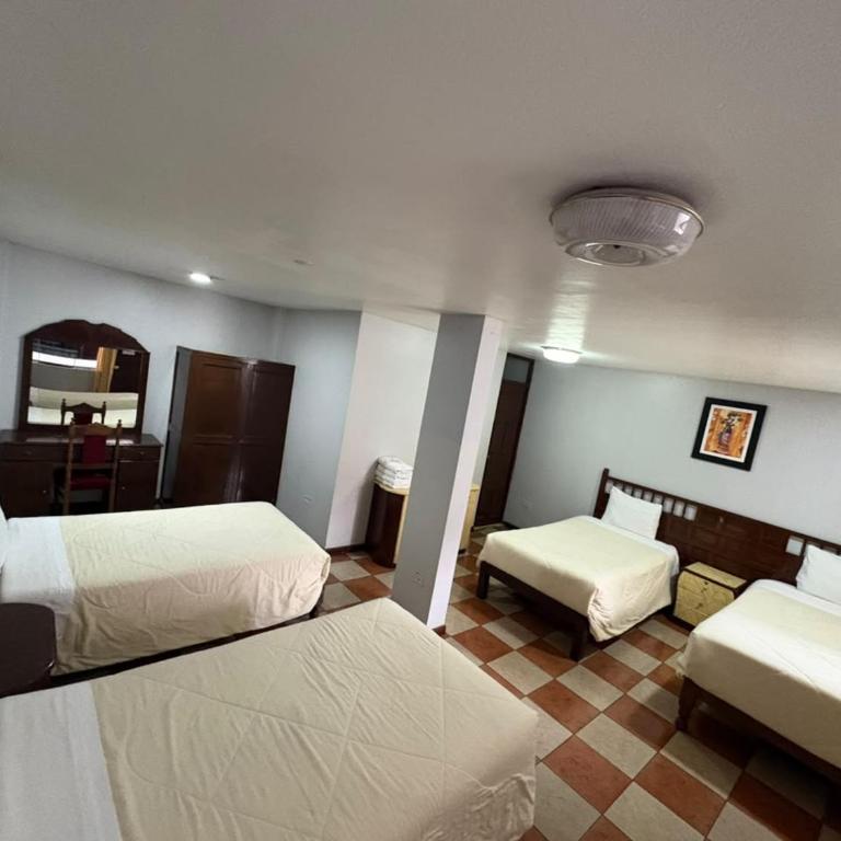 Hotel Haylli - Habitación Cuádruple Económica - 3