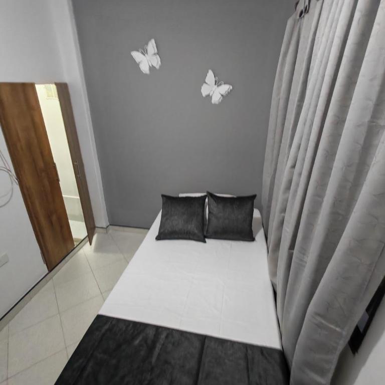 La bendición house - Three-Bedroom Apartment - 11