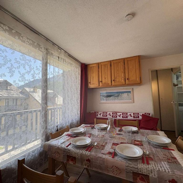 Appartement Montgenèvre - 2 chambres, balcon, lave-linge, TV - Appartement 1 Chambre - 7