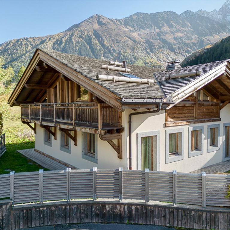 Superbe chalet 4 étoiles 8 pers, proche pistes, Wi-Fi, parking - FR-1-343-184 - Three-Bedroom Chalet - 18