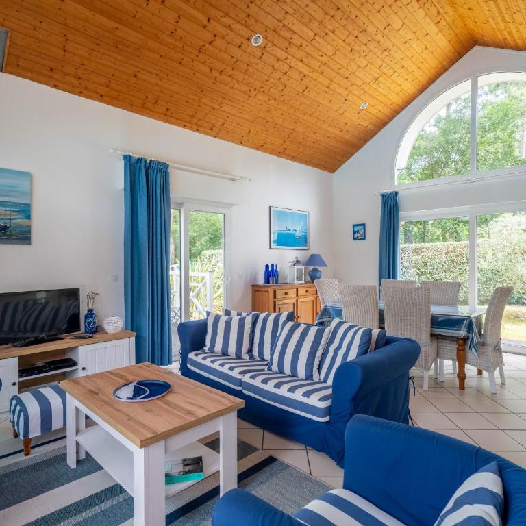 Villa T3 avec Piscine Chauffée, Golf et Plage à Proximité - Linge et Ménage Inclus - FR-1-319-168 - Maison 2 Chambres - 20