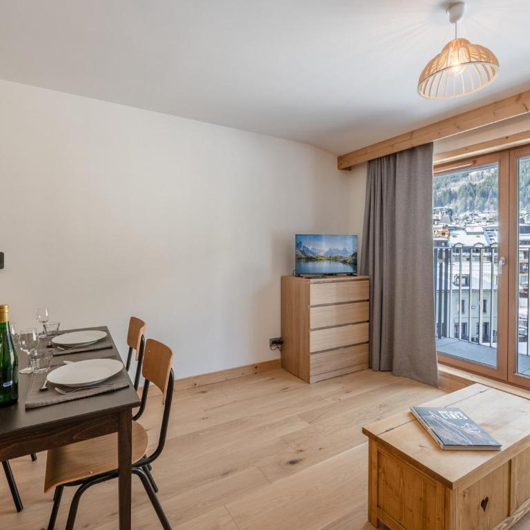 Cozy appartement au centre de Chamonix avec balcon - FR-1-343-274 - Apartment mit 1 Schlafzimmer - 8