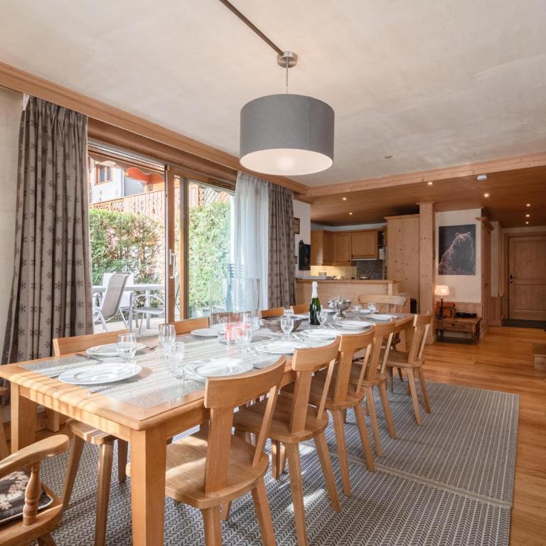 Grand appartement 6 pièces pour 10 pers. proche pistes, animaux OK, parking, WiFi - FR-1-343-223 - Five-Bedroom Apartment - 12