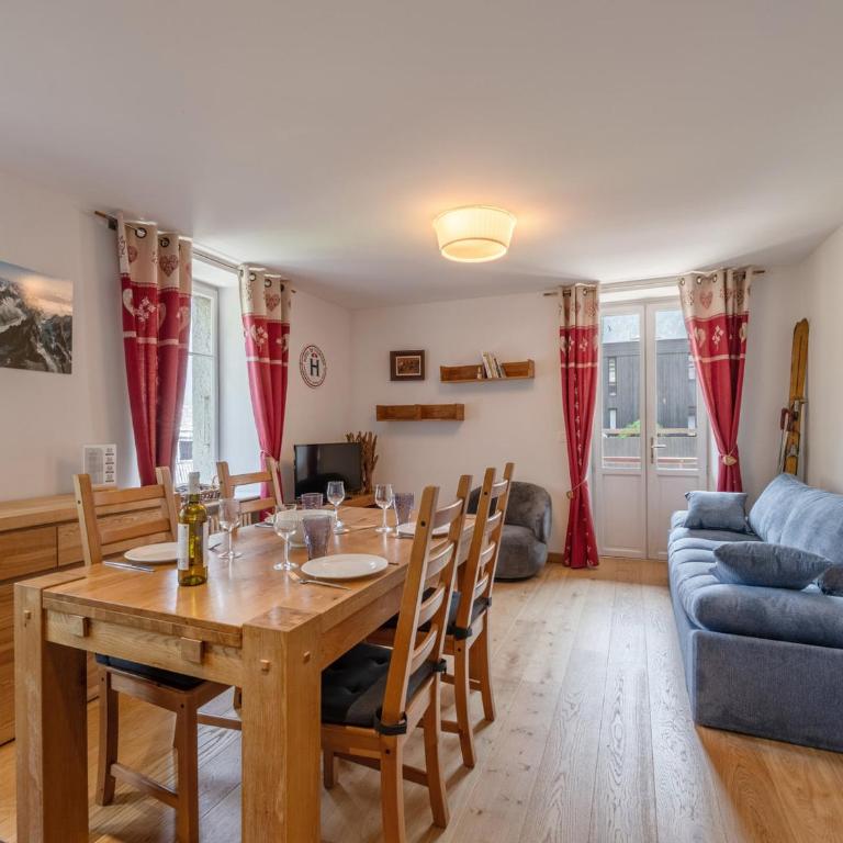 Appartement 3P Chamonix, Proche Pistes, Animaux Bienvenus, Parking, WiFi - Two-Bedroom Apartment - 11