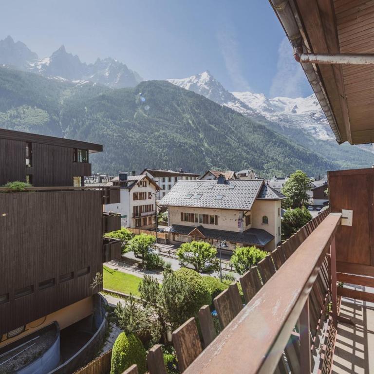 Appartement 3P Chamonix, Proche Pistes, Animaux Bienvenus, Parking, WiFi - Two-Bedroom Apartment - 16