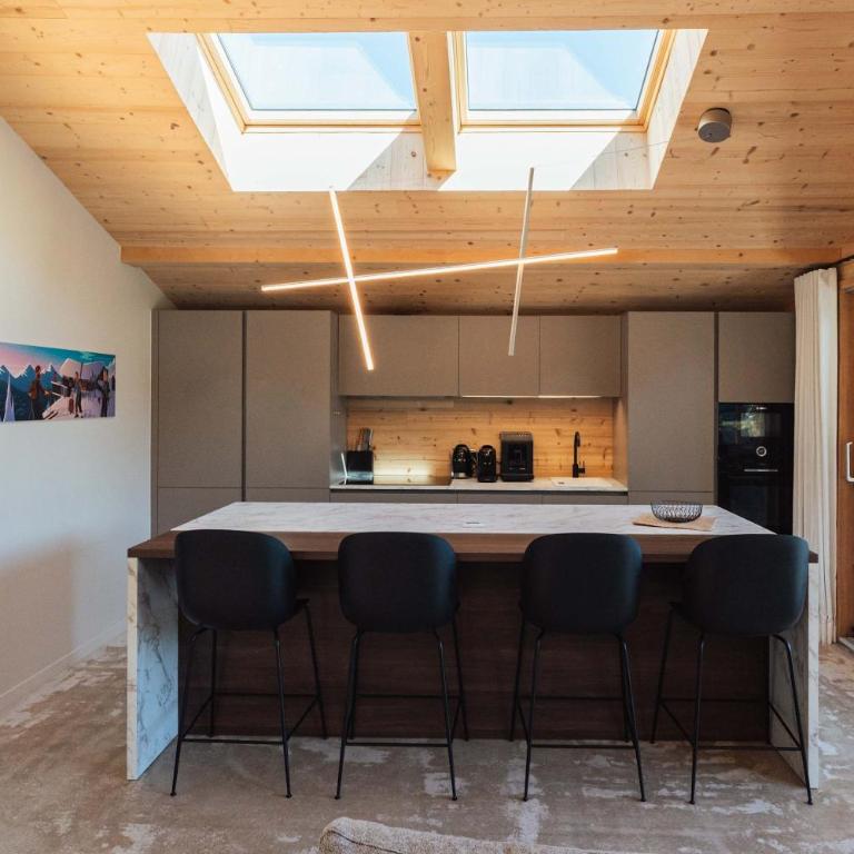 Chalet Eteila with Sauna Jacuzzi and Cinema - Chalet - 24