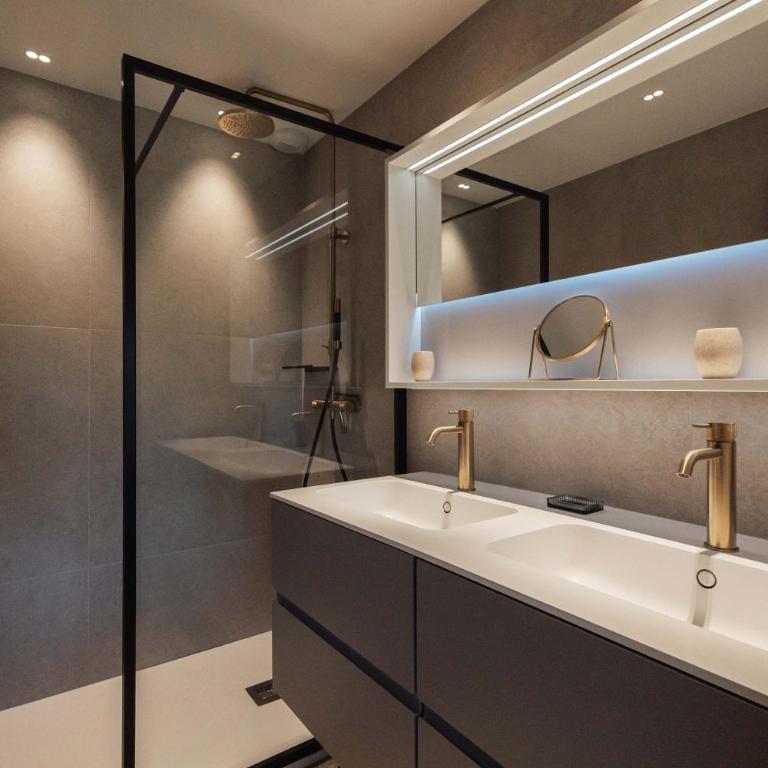 Chalet Eteila with Sauna Jacuzzi and Cinema - Chalet - 34