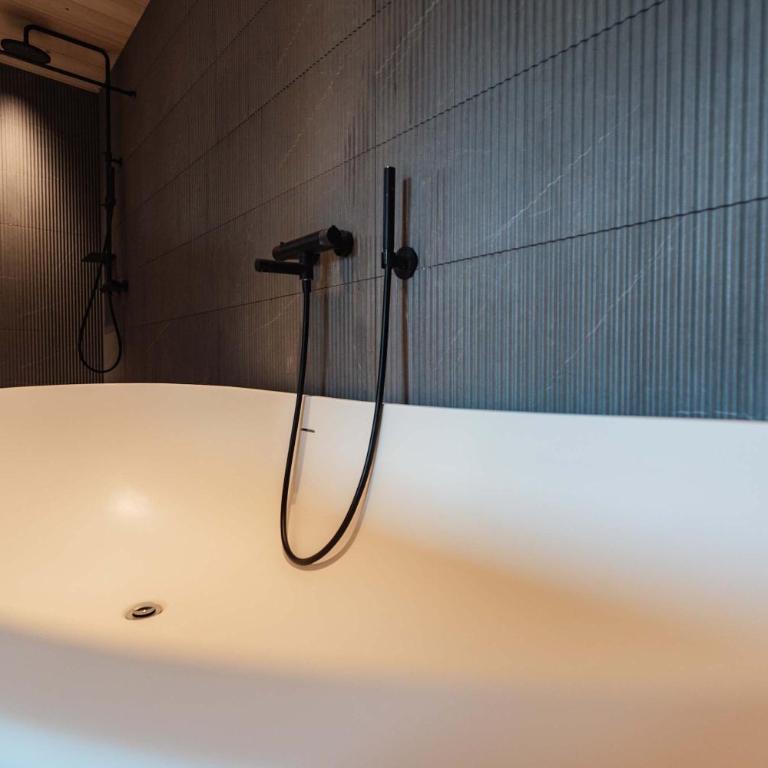 Chalet Eteila with Sauna Jacuzzi and Cinema - Chalet - 46