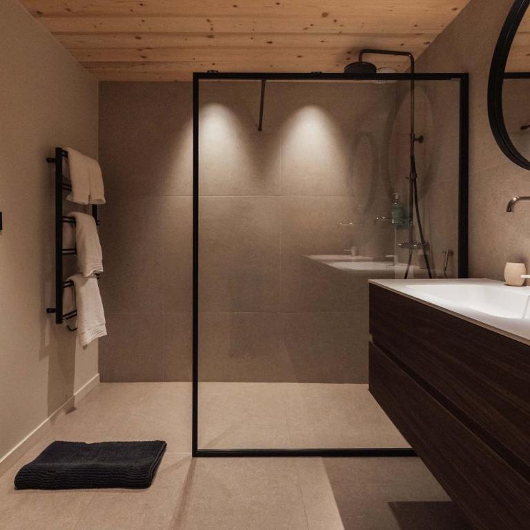 Chalet Eteila with Sauna Jacuzzi and Cinema - Chalet - 48