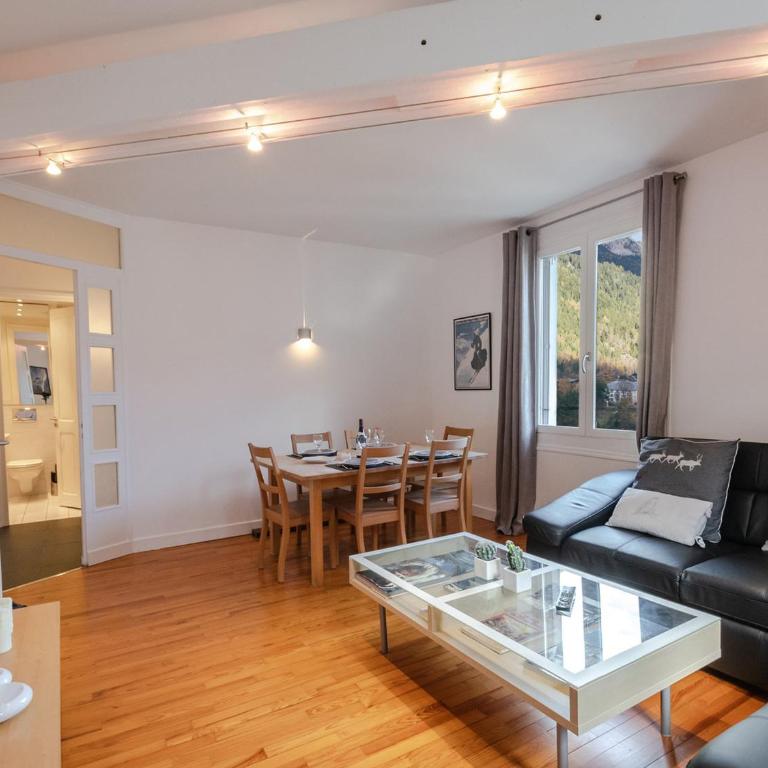 Appartement lumineux 5 pers, Chamonix centre, parking inclus - FR-1-343-202 - Apartment mit 2 Schlafzimmern - 8