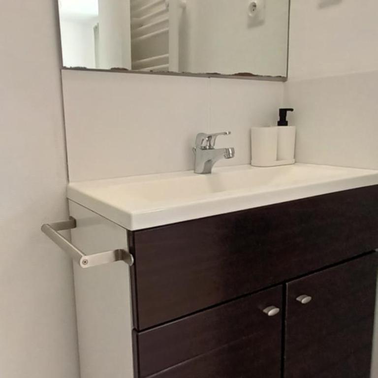 Le nid d'Origet centre-ville wifi cosy - Appartement - 15