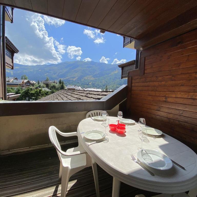 Appartement charmant - 6 pers., vue montagnes - FR-1-411-1037 - Apartment mit 2 Schlafzimmern - 5