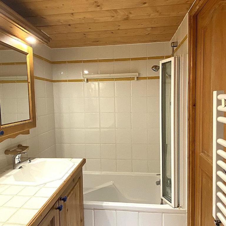 Appartement charmant - 6 pers., vue montagnes - FR-1-411-1037 - Apartment mit 2 Schlafzimmern - 7