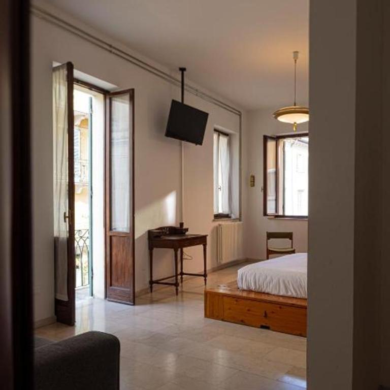 Il Cardo - Three-Bedroom Apartment with Balcony - 4