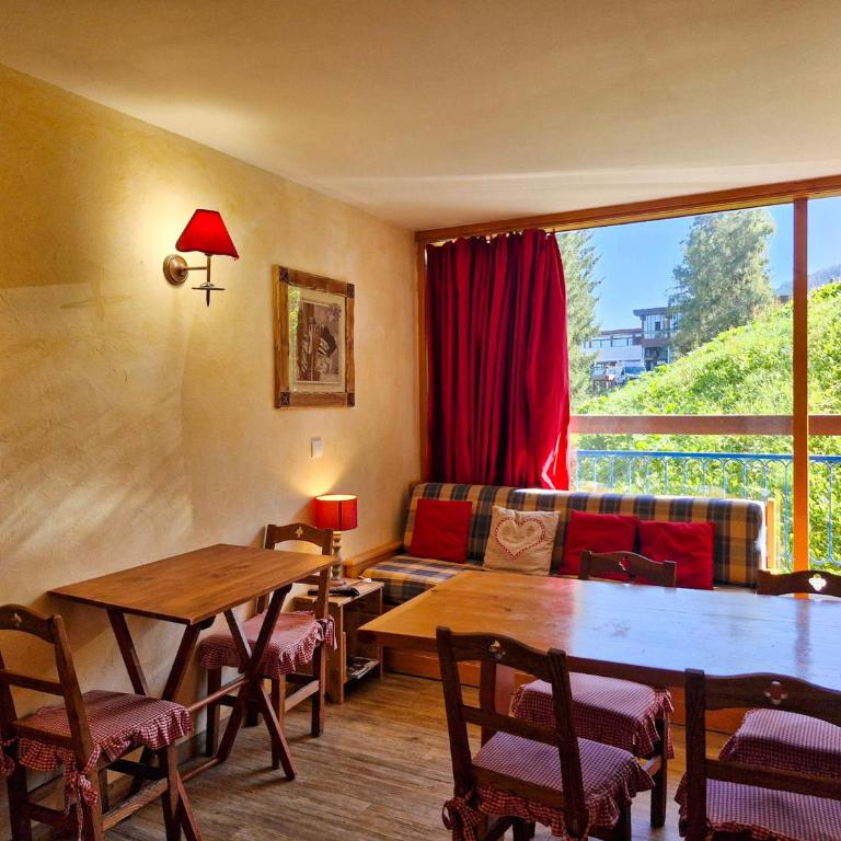Studio rénové Arc 1800, proche pistes, animaux acceptés - FR-1-411-94 - Studio - 1