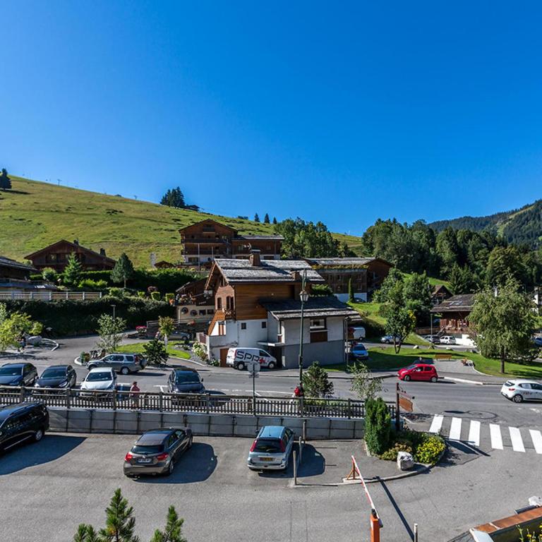 Duplex 2 chambres au centre du village, proche pistes de ski, parking inclus, La Clusaz - Appartement 2 Chambres - 13