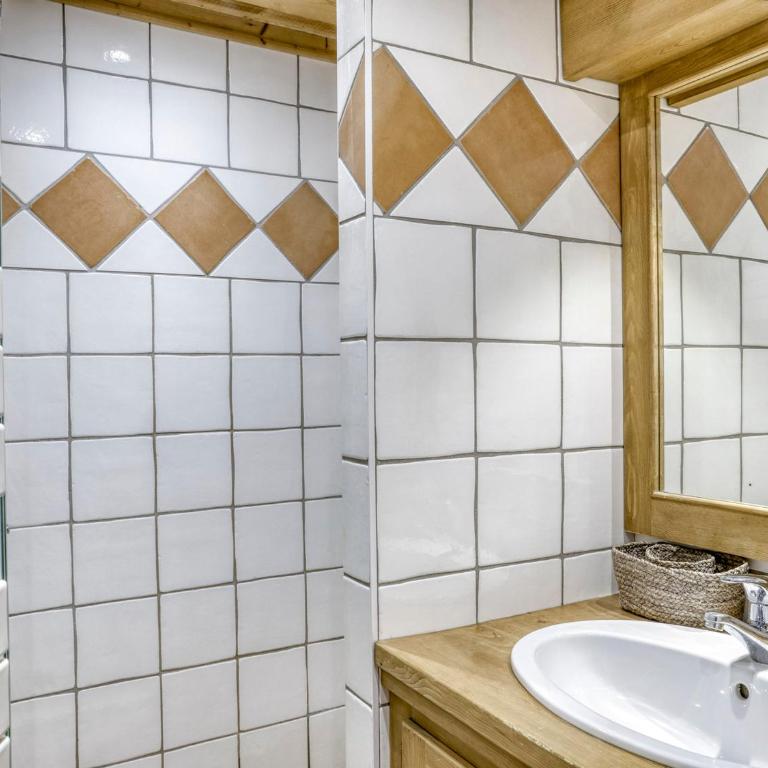 Appartement au cœur de Megève avec terrasse, cheminée, 3 chambres, wifi et linge inclus - Apartamento de 3 dormitorios - 14