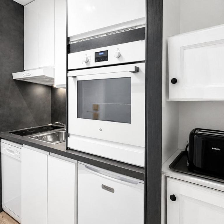 Studio 2 pers - Ski au pied à la Croisette - FR-1-452-415 - Studio - 11