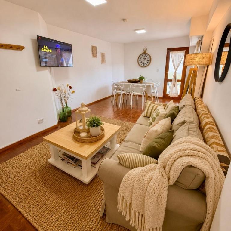 Brc Homes Rental #496 a metros del Centro Cívico - Two-Bedroom Apartment with View - 2