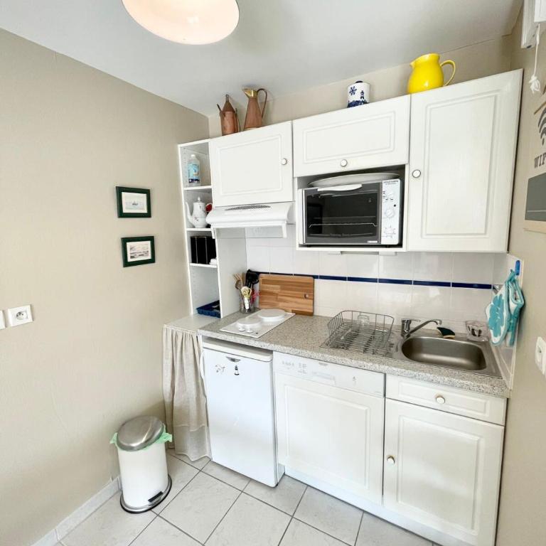 T2 Top Cosy Balcon 150m des plages - Appartement - 7