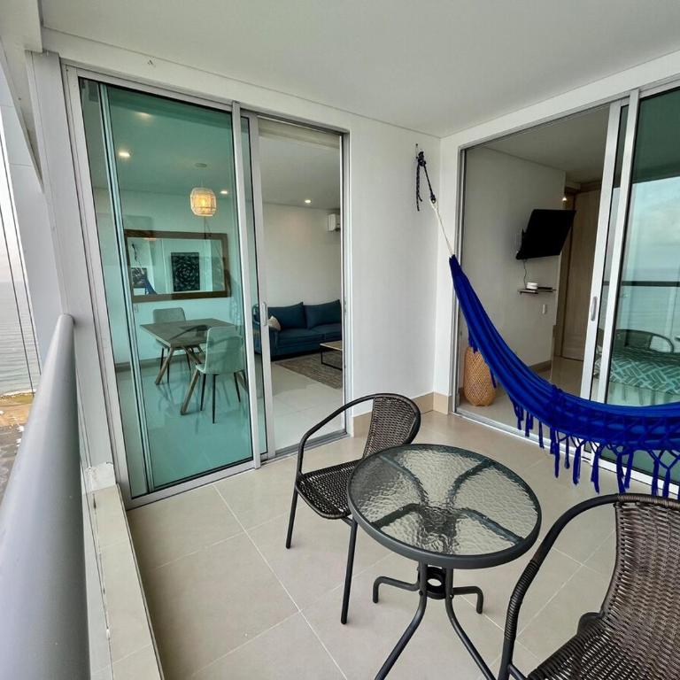 Visitors Allowed - Ocean View - 28th Floor - One-Bedroom Apartment with Balcony and Sea View - 39