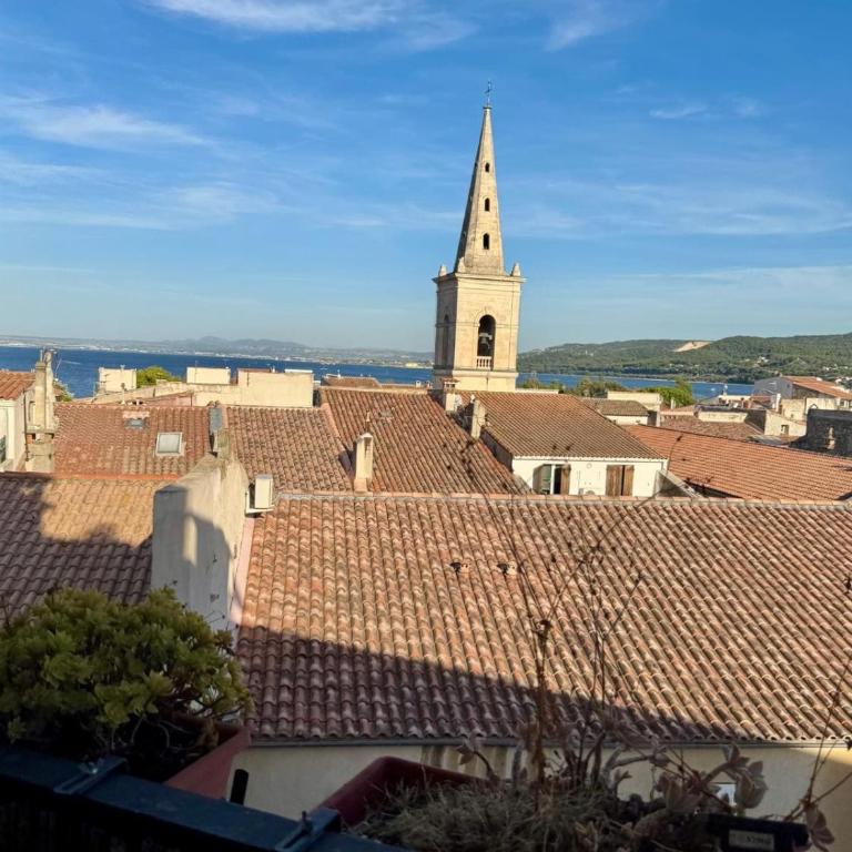 Appartement T3 pratique, proche commerces - One-Bedroom Apartment - 2