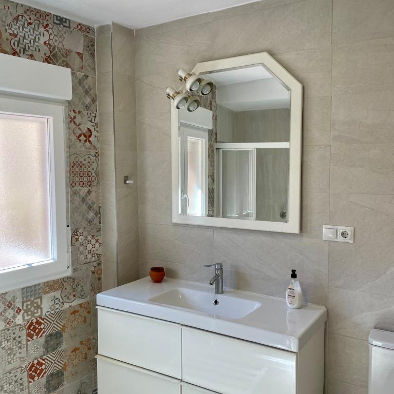 H&H Suite El Santisimo - Three-Bedroom Apartment - 9