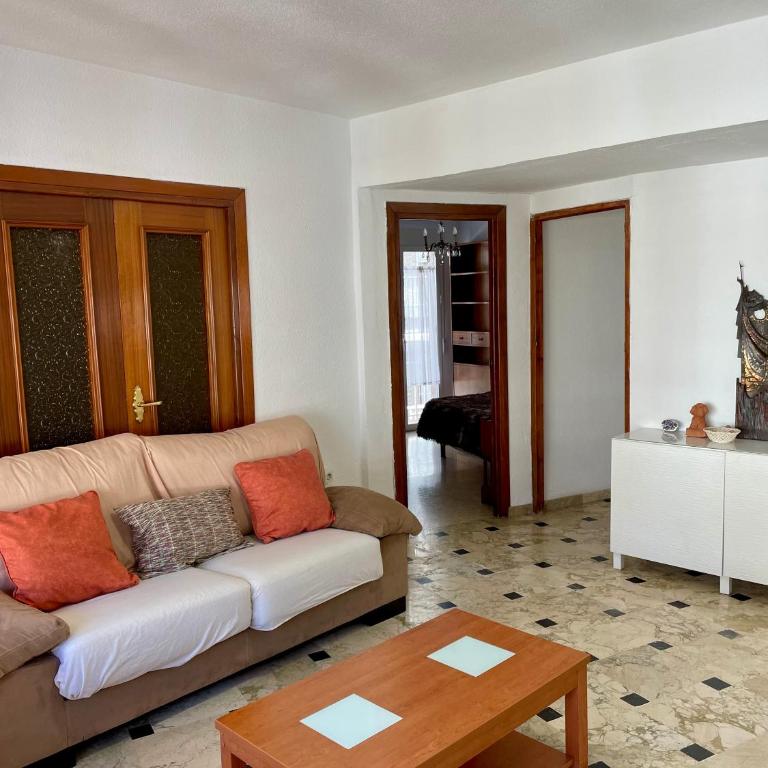 H&H Suite El Santisimo - Three-Bedroom Apartment - 8