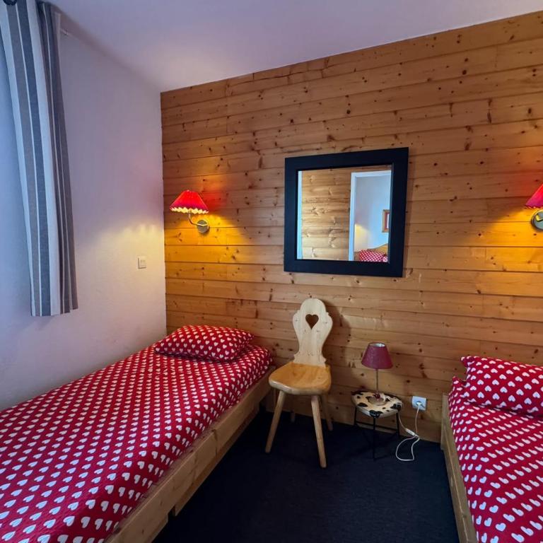 T4 6 personnes avec grand balcon piscine & sauna Risoul - Appartement - 17