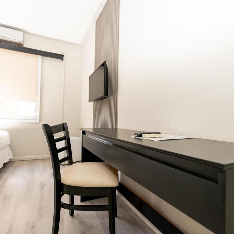 San Nicolas Plaza - Standard Twin Room - 4