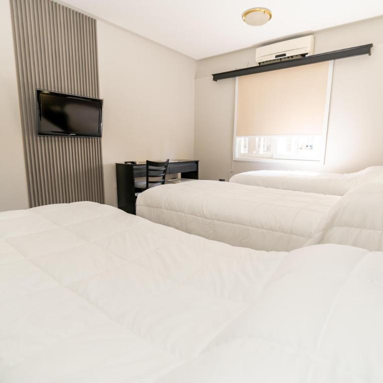 San Nicolas Plaza - Standard Triple Room - 4