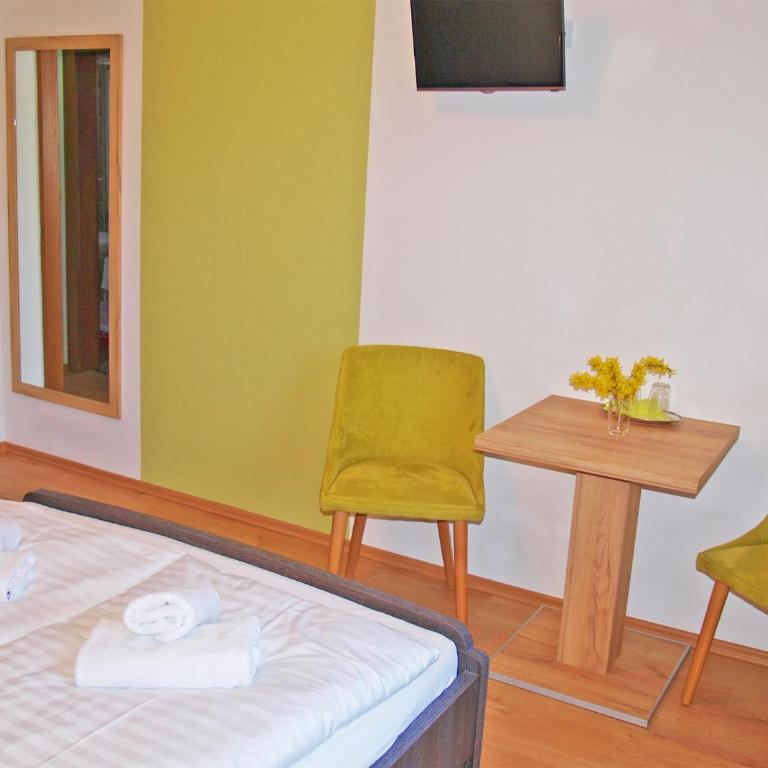 Aineterhof - Doppelzimmer - 5