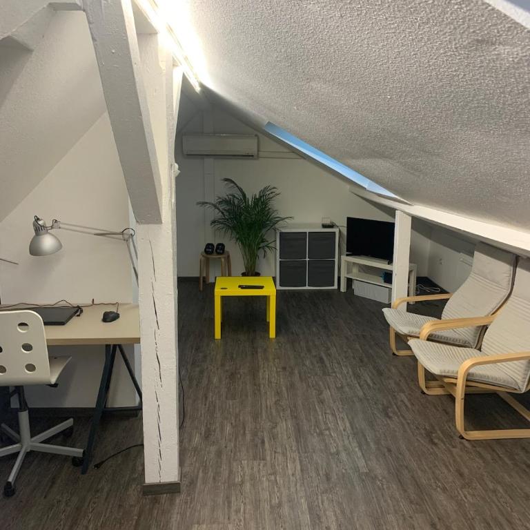 Studio cosy sous les toits - Appartement 2 Chambres - 2