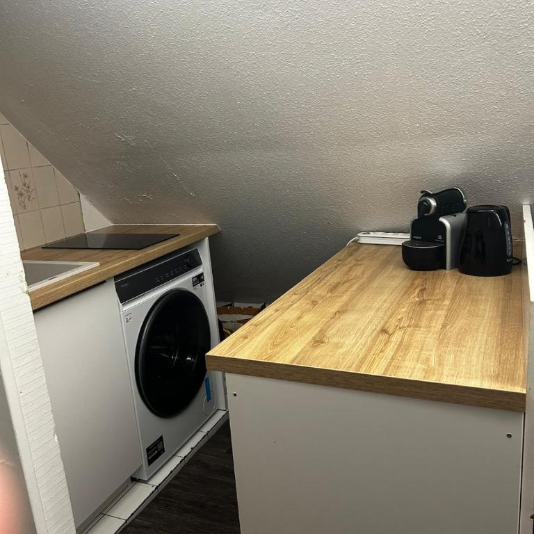 Studio cosy sous les toits - Appartement 2 Chambres - 9