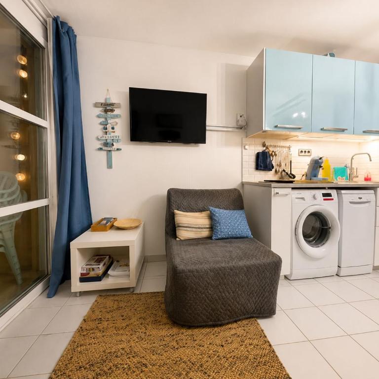 Studio rénové climatisé avec vue mer cap Esterel - Appartement 1 Chambre - 11