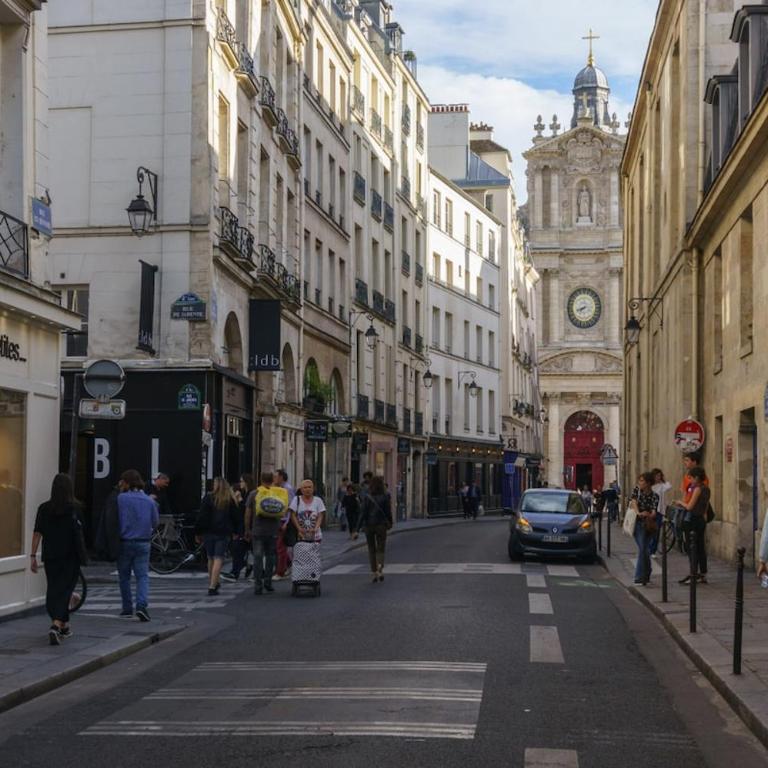 Paris 3rd arrondissement - Place des Vosges - Carnavalet Museum - Studio - Studio Standard - 4