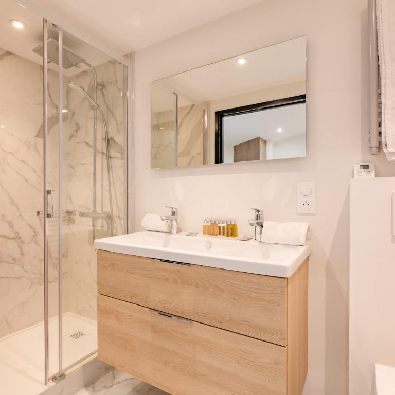 Scandinavian Urban 4 - 1BR apartment in Cannes center close to the beach and the Palais - Apartment - 9