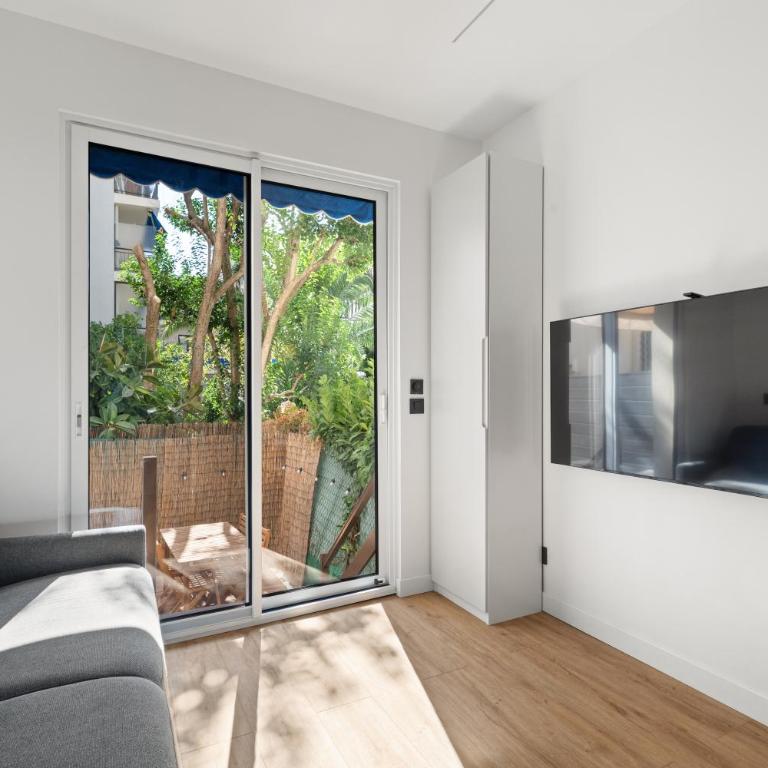 Printemps Terrasse 6 personnes Juan les Pins Centre - Appartement 2 Chambres - 10