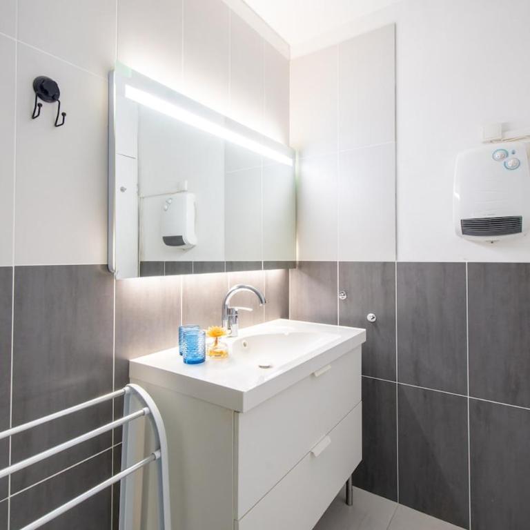 Port - Grande Pyramide - Appartement 2 Chambres - 12