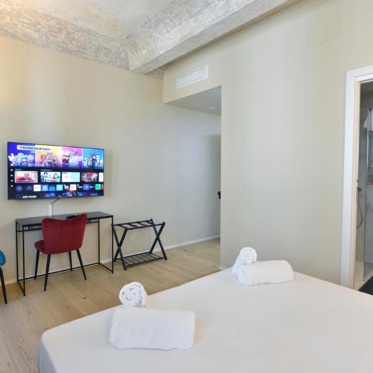 BMI Florence Rooms - Double Room with Private Bathroom - 3