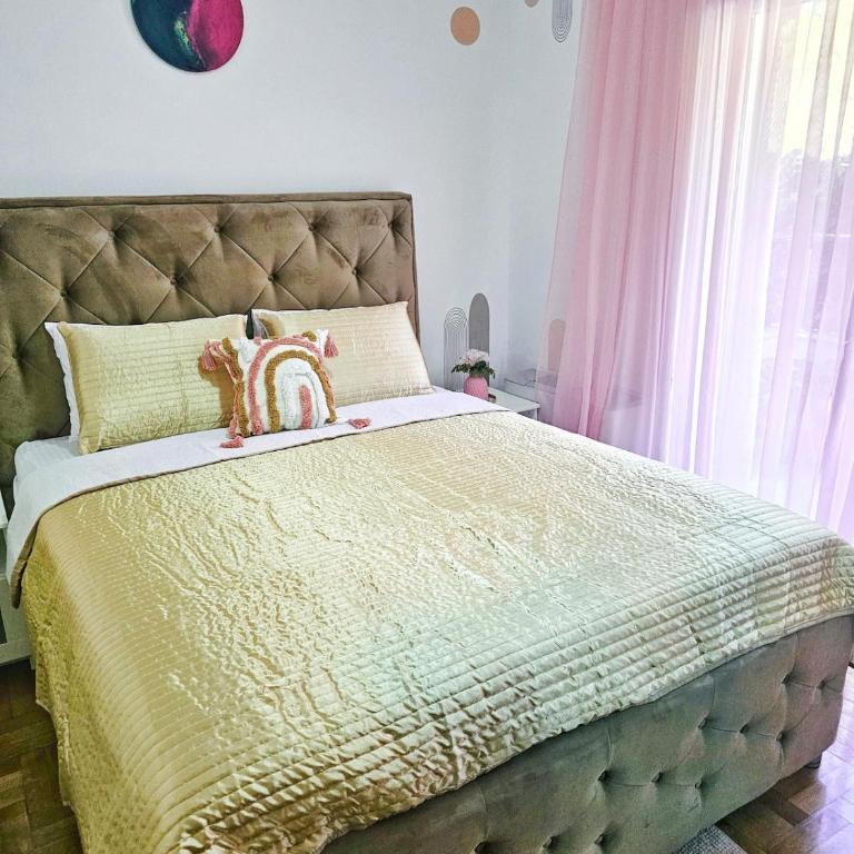 Spacious 3BR - Mountain View - Large Terrace - Three-Bedroom Premium Apartment with Resort View - 12