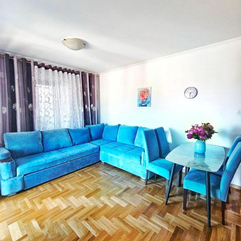 Spacious 3BR - Mountain View - Large Terrace - Three-Bedroom Premium Apartment with Resort View - 2