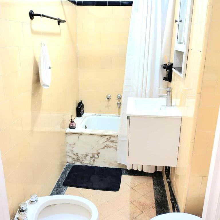 Light and Art Deco Design x 4, Obelisco - Two-Bedroom Apartment - 40
