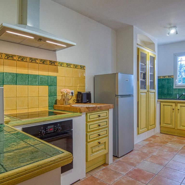 Villa provençale proche mer au calme - Maison 2 Chambres - 13
