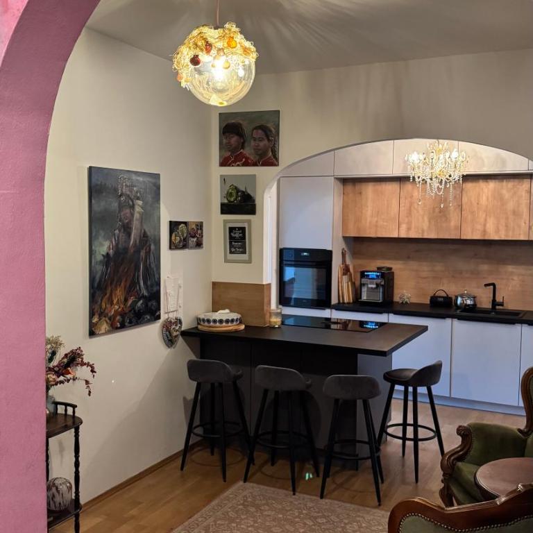 Artists Home on Marienplatz with Town Hall View - Apartment mit 2 Schlafzimmern - 20
