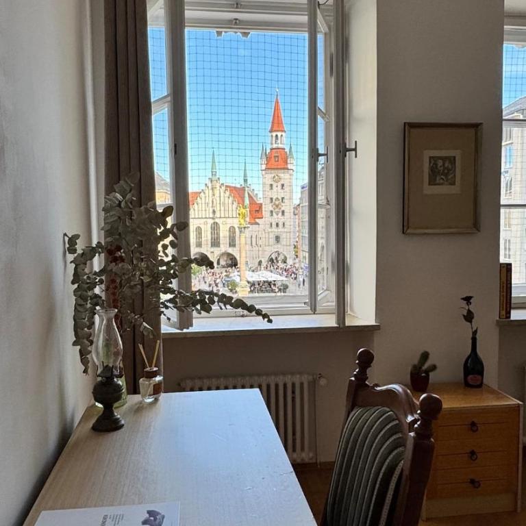 Artists Home on Marienplatz with Town Hall View - Apartment mit 2 Schlafzimmern - 23