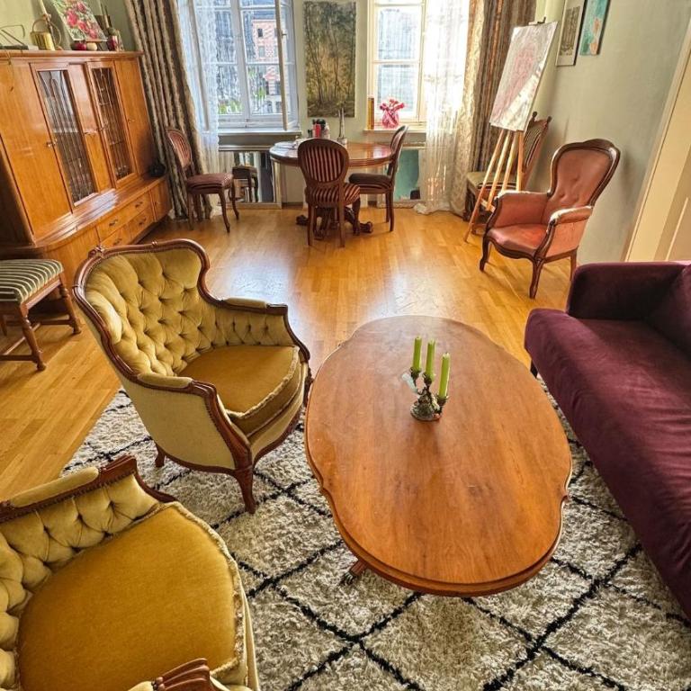 Artists Home on Marienplatz with Town Hall View - Apartment mit 2 Schlafzimmern - 8